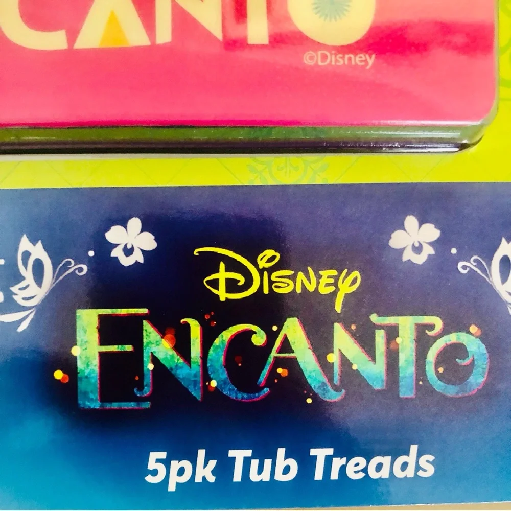 🌟DISNEY ENCANTO 5 pack Tub 🛀 Treads🌟